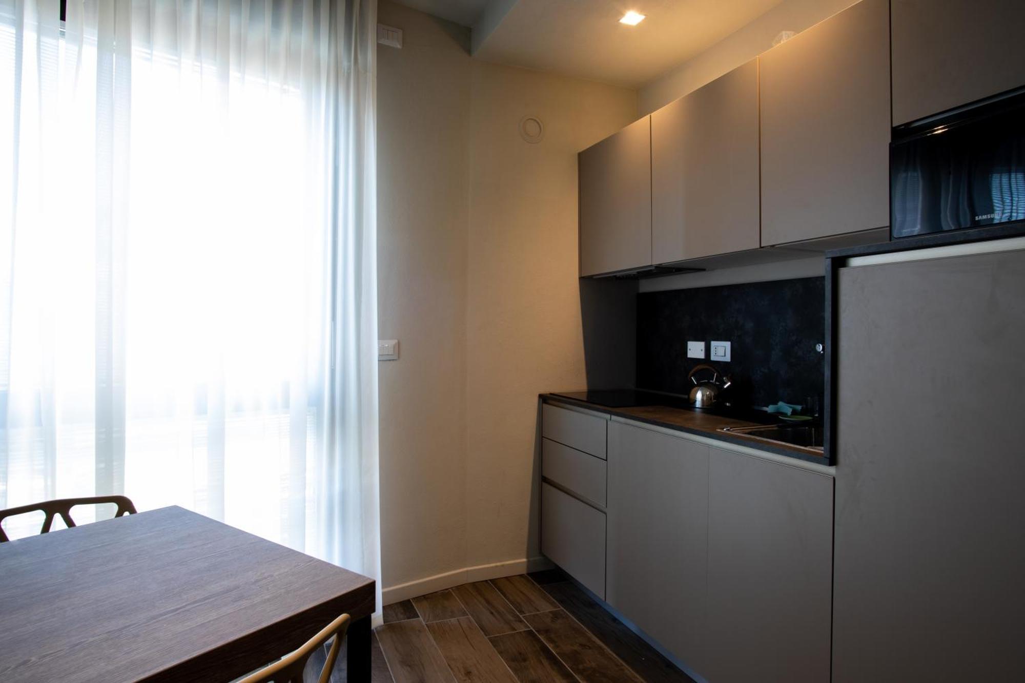 Astoria Living Apartments Болонья Экстерьер фото