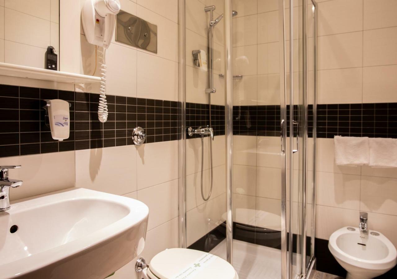 Astoria Living Apartments Болонья Экстерьер фото