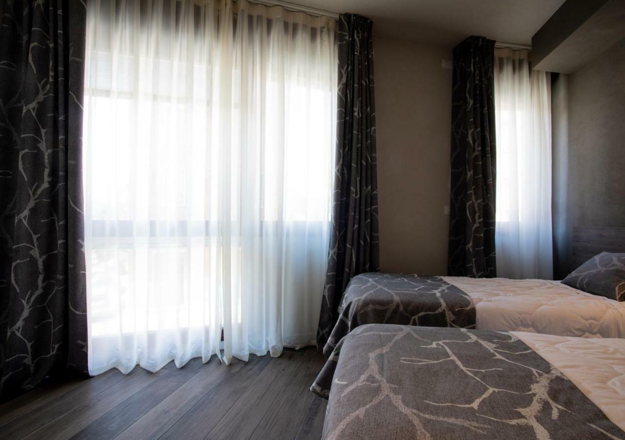 Astoria Living Apartments Болонья Экстерьер фото