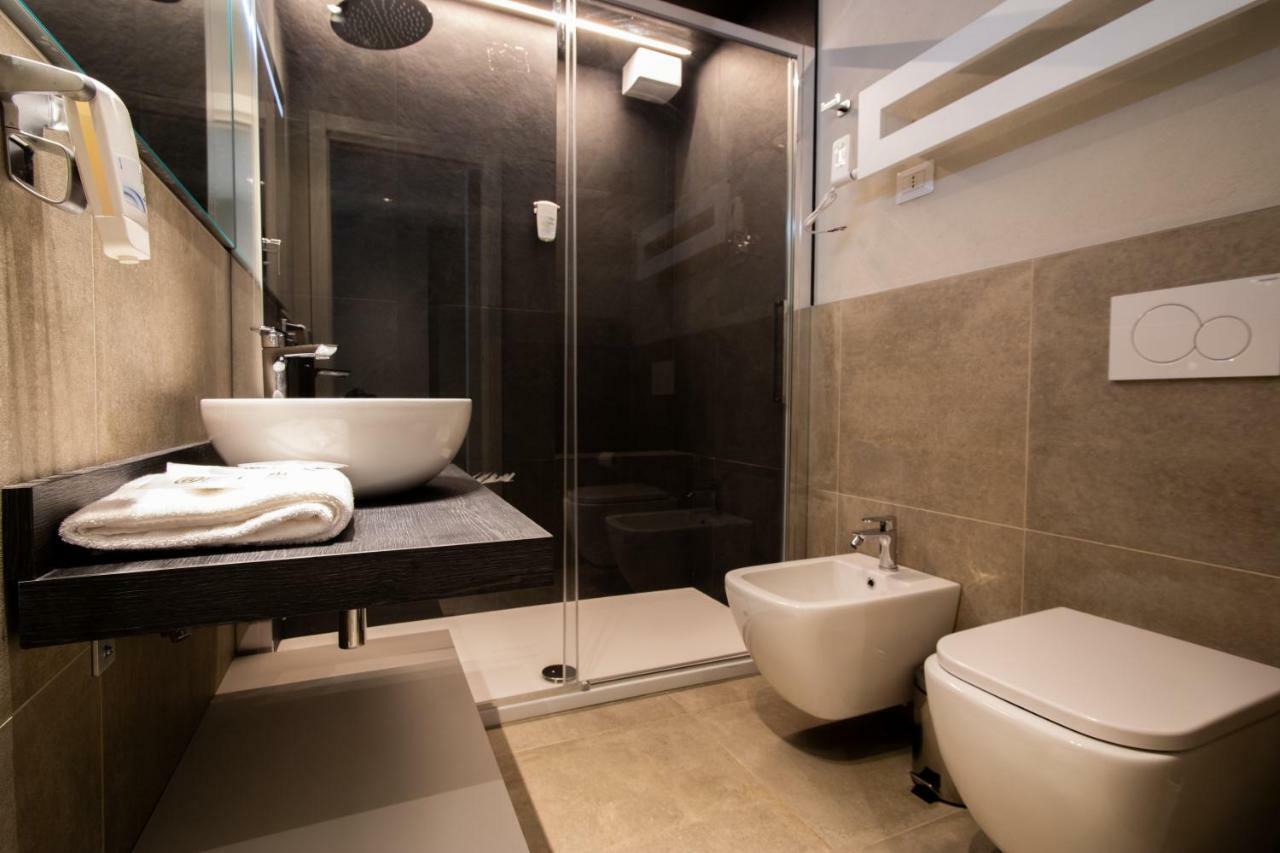 Astoria Living Apartments Болонья Экстерьер фото